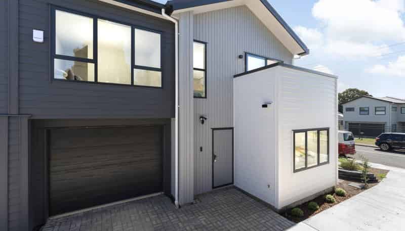 14C River Road, Te Atatu Peninsula