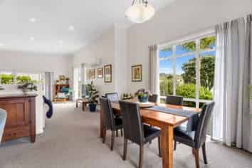 18 Pacific Place, Whitianga