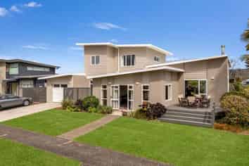 18 Pacific Place, Whitianga