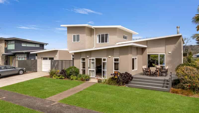 18 Pacific Place, Whitianga
