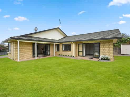 3 Sunny Dale, Western Heights