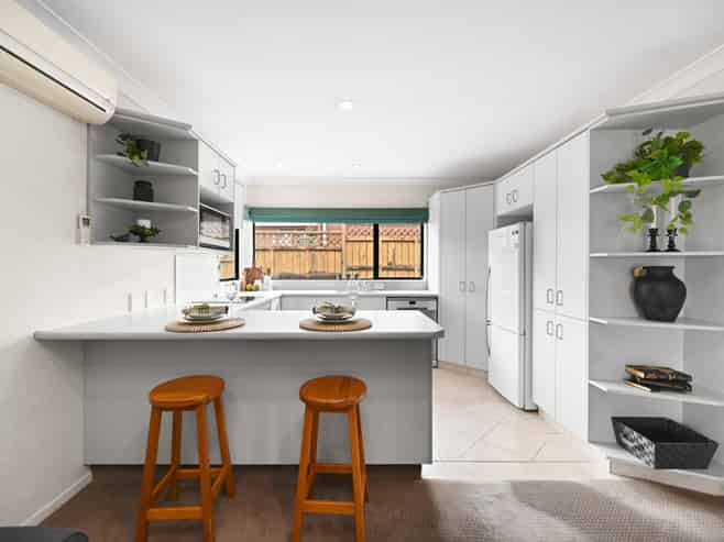 3 Sunny Dale, Western Heights