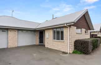 2/194 Waimairi Road, Ilam