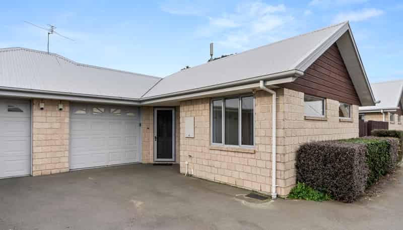 2/194 Waimairi Road, Ilam