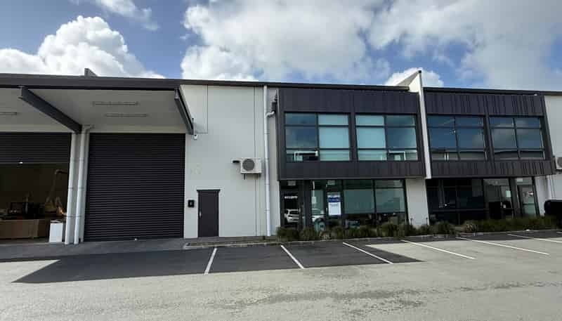 2/4 Rawiri Place, Hobsonville