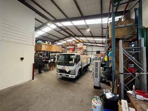 CBRE | Versatile Mt Wellington Site