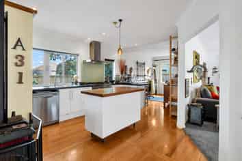 16 Tregarth Street, Saint Johns Hill