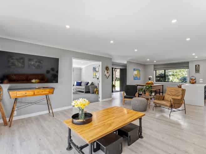 841 Sandy Knolls Road, West Melton