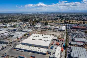 Large Well Priced Warehouse in Bromley