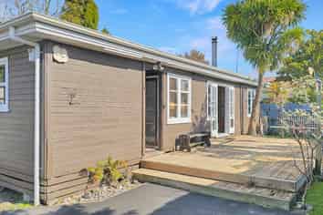 1 Wyndham Road, Hannahs Bay