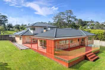 42 Shelter Drive, Greenhithe