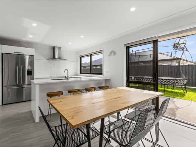 Hawkes Bay - Address withheld