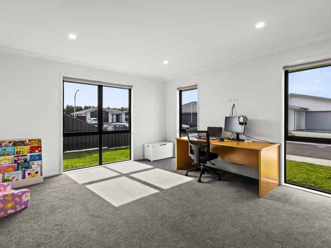 Hawkes Bay - Address withheld