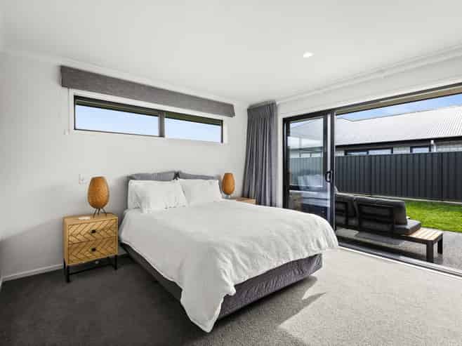 Hawkes Bay - Address withheld