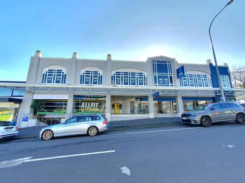 Retail or Hospitality in Three Lamps Ponsonby