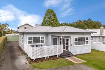 1/206 Onewa Road, Birkenhead