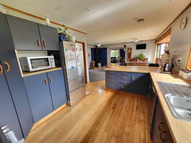 340C North Beach Road, Cobden