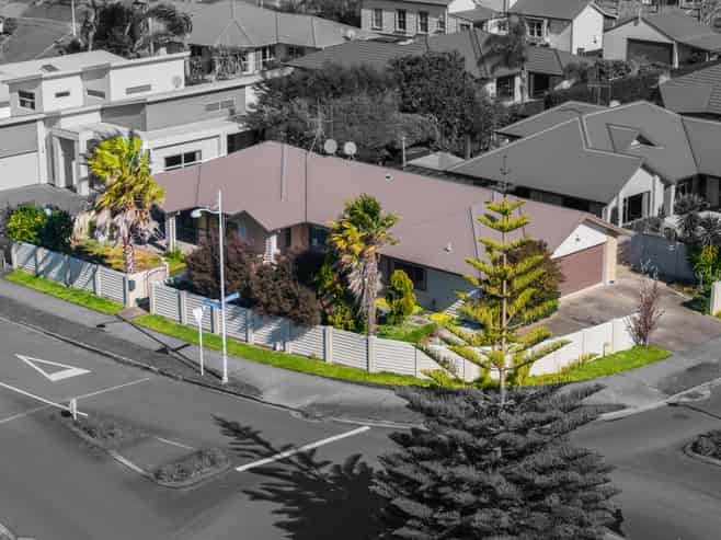 15 Moonlight Drive, Rototuna