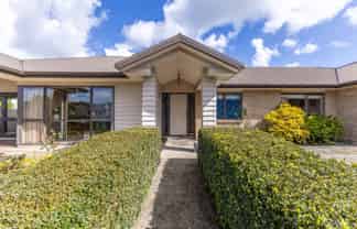 15 Moonlight Drive, Rototuna
