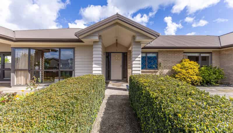 15 Moonlight Drive, Rototuna