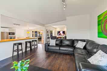 3 Tupaki Place, Pakuranga Heights