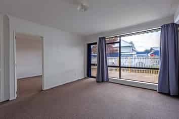 2/53 Grenville Street, Waltham