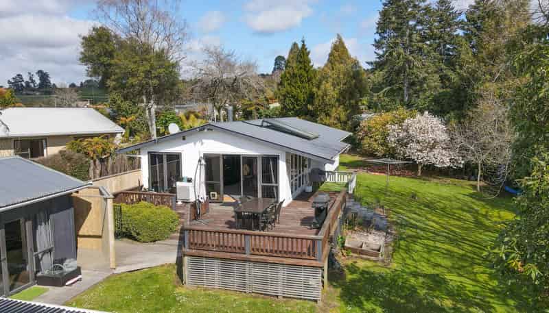 369A Sunset Road, Sunnybrook
