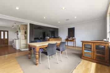 7 Civil Place, Otara