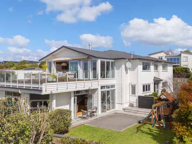 9 The Way, Beachlands