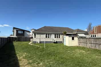 14 Broadbent Street, Riccarton