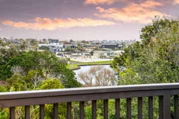 24 Venus Place, Half Moon Bay