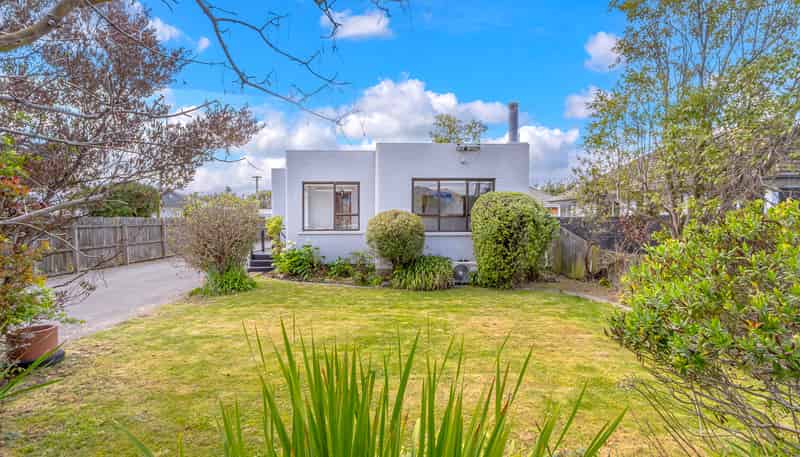 861 Ferry Road, Woolston