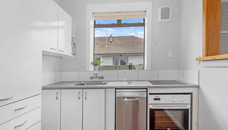 861 Ferry Road, Woolston