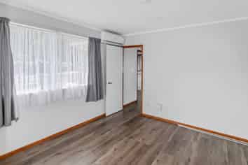 45a Sikkim Crescent, Clover Park