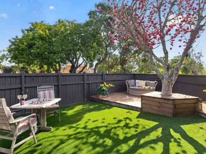 4 Sarah Place, Farm Cove