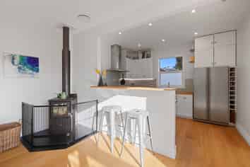 7 Stapletons Road, Richmond