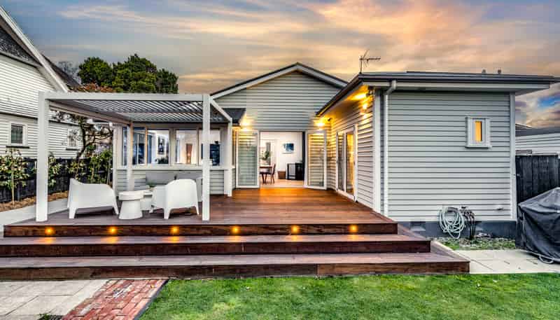 7 Stapletons Road, Richmond