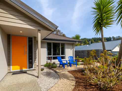 8 Saddleback Road, Todds Valley