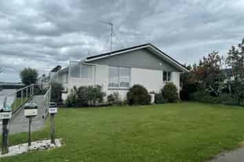 79/A Racecourse Road, Hawthorndale
