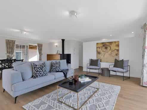 13 Hayfield Terrace, Cust