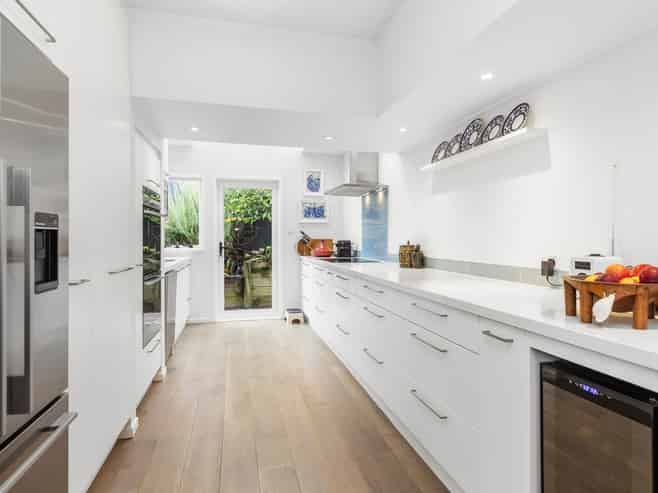 2/5 Baddeley Avenue, Kohimarama