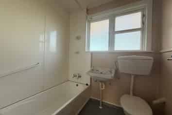 55 Truman Road, Bryndwr