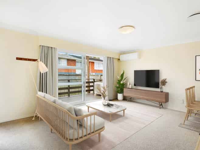 2/34 Thatcher Street, Mission Bay
