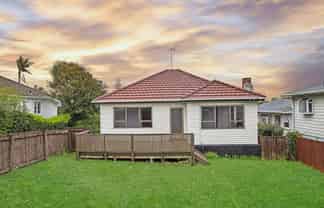 64 Weymouth Road, Manurewa