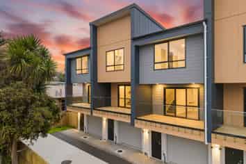 10/6 Robertson Road, Ranui