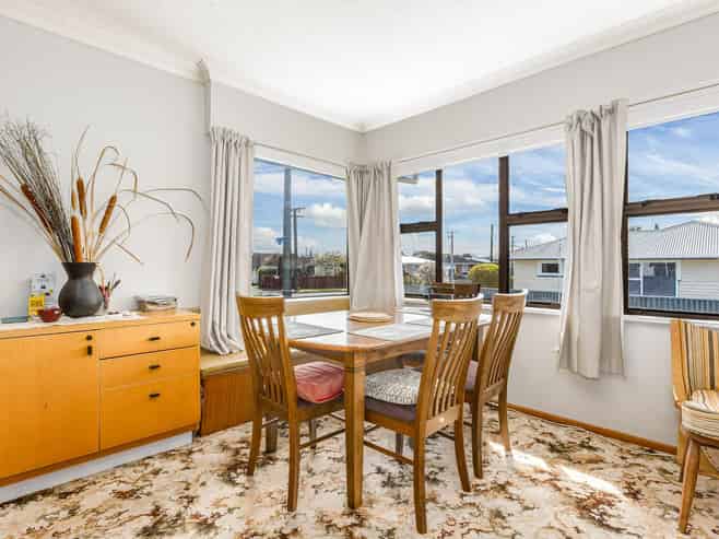 10 John Street, Levin