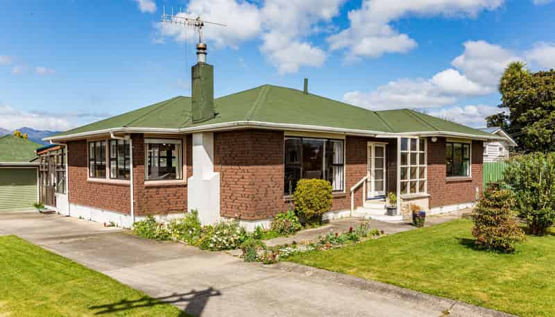 10 John Street, Levin