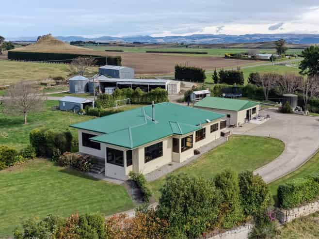 26 Springfield Road, Totara