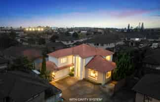 6 Alvre Place, Flat Bush