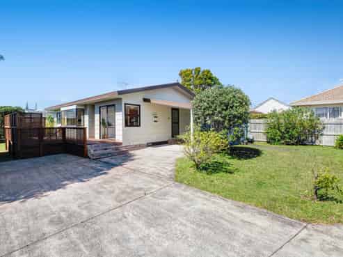 5B Melanie Place, Orewa
